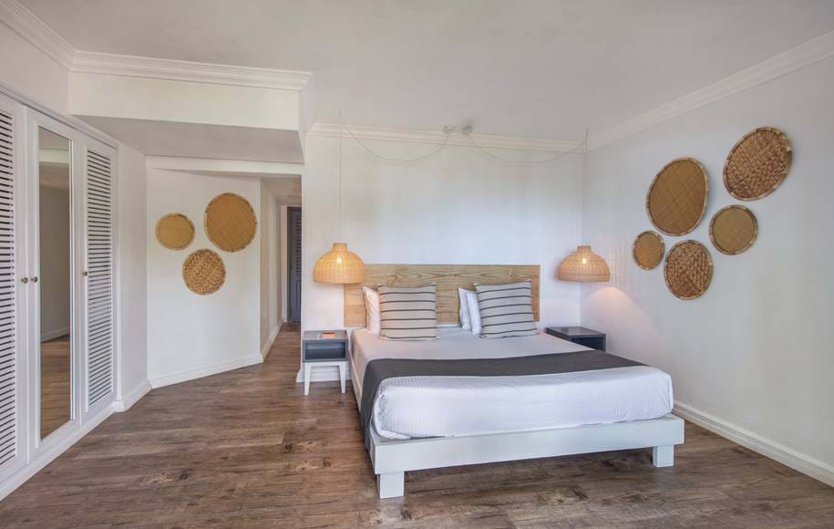 Chambre Deluxe face à la mer de l'hôtel Ambre quatre étoiles adultes only à Palmar île Maurice dans l'Océan Indien