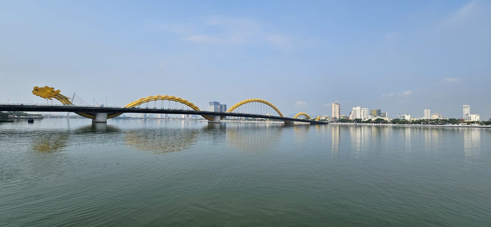 Da Nang les ponts célèbres de la ville, pont du Dragon