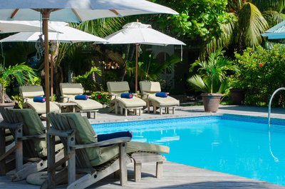 piscine de l'hôtel Ocean lodge à praslin