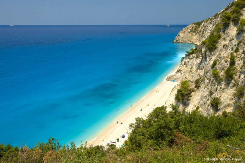 Lefkas ou Lefkada se trouve dans les îles Ioniennes en Grèce