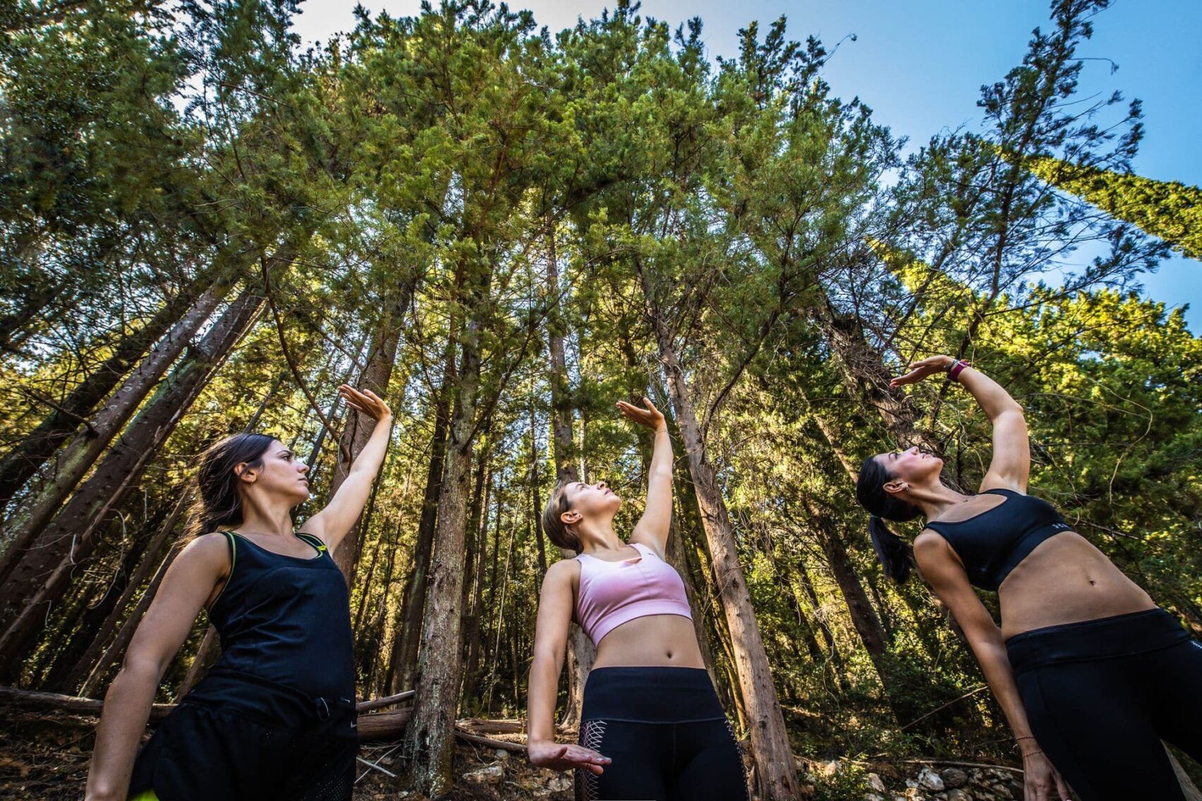 Exercices en extérieure Mystras Euphoria retreat Péloponnèse Grèce