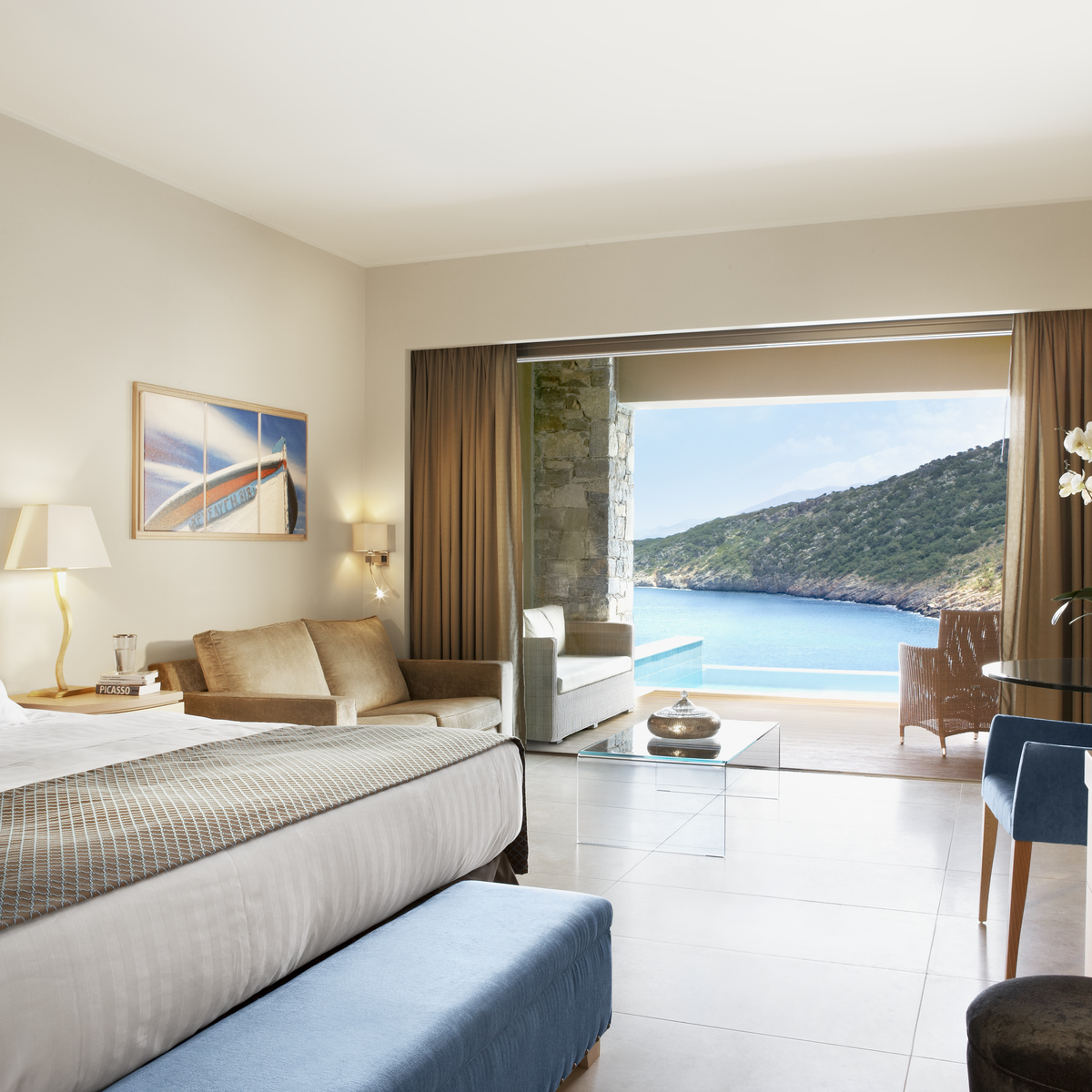Chambre Deluxe avec piscine privée vue mer à l'hôtel Daios Cove Luxury Resort & Villas en Crète