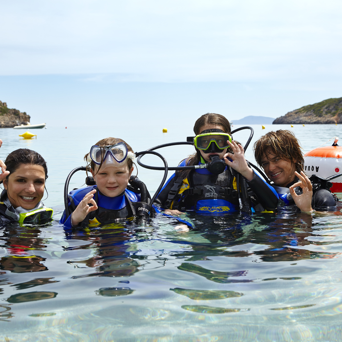Club enfants et cours de plongée en bouteilles a l'hôtel Daios Cove Luxury Resort & Villas en Crète