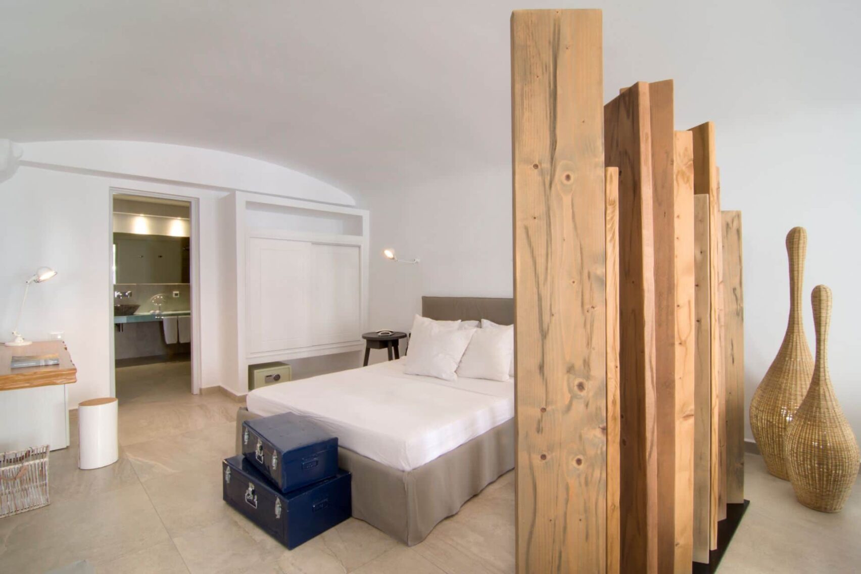 Suite Absolute de l'hôtel Santorini Secret Suites & Spa en Grèce île Cyclades