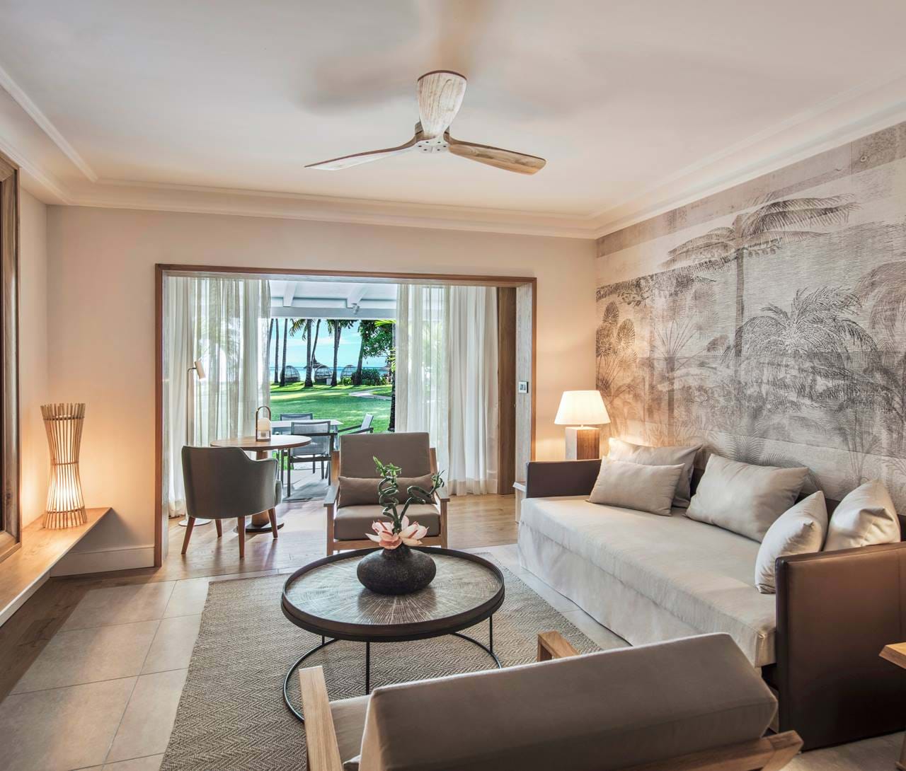 regard sur une Suite Premium à l'hôtel La Pirogue 4* Luxe à l'île Maurice