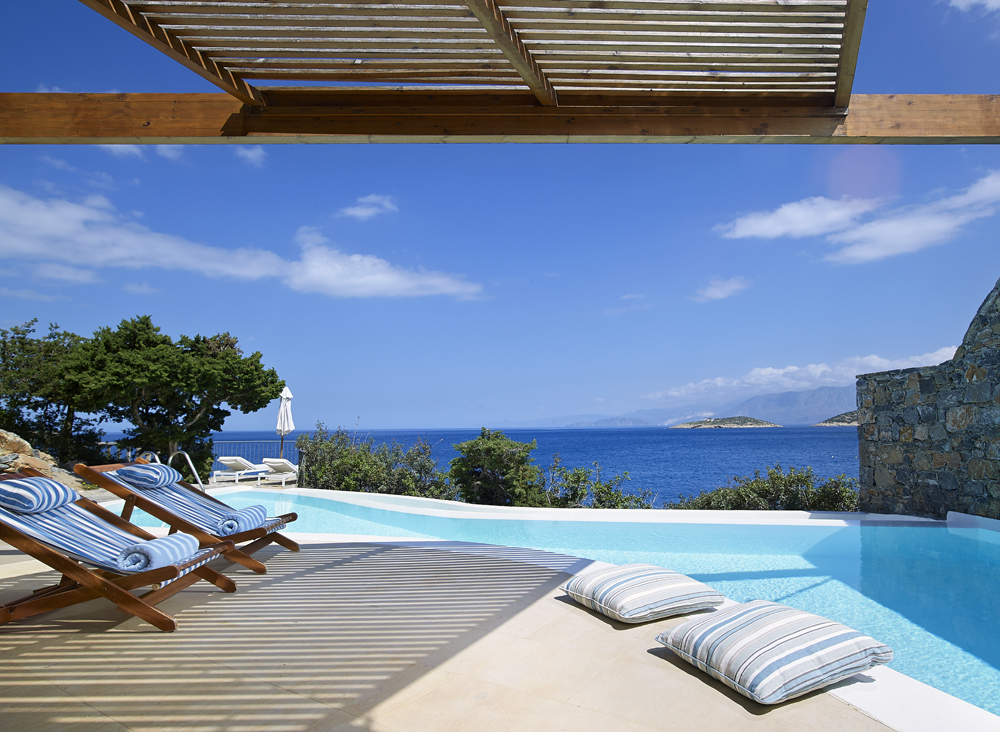 Villa avec piscine privée à l'hôtel St.Nicolas Bay 5étoiles situé à Aghios Nicolaos en Crète Grèce