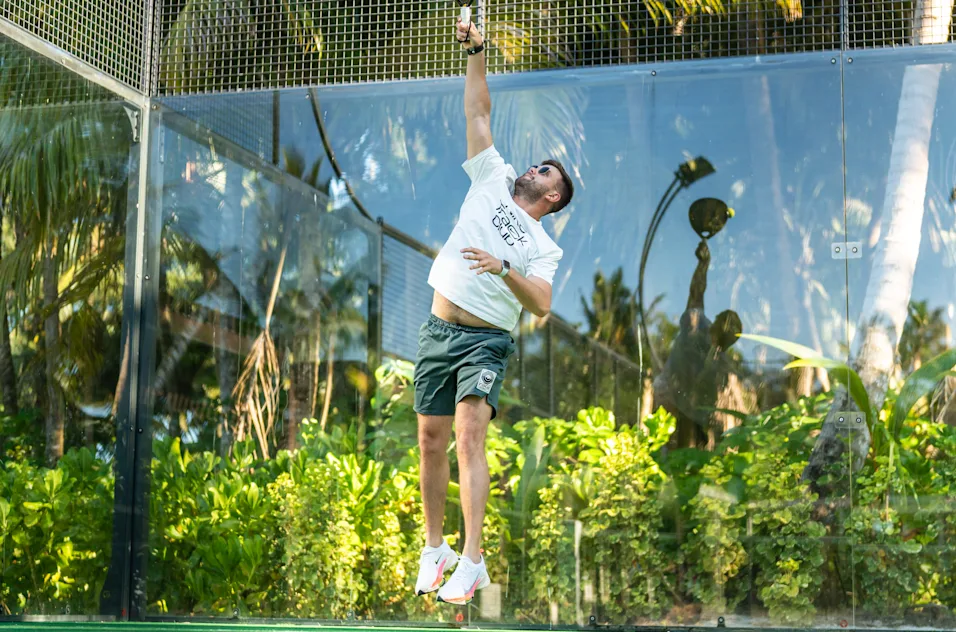 tennis sur l'île Platte à l'hôtel Waldorf Astéria aux Seychelles